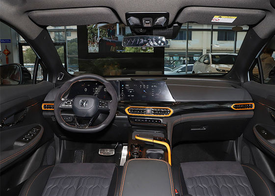 2023 Fuel Vehicle SUV Changan UNI-T 1.5T Benzin SUV Sport Car