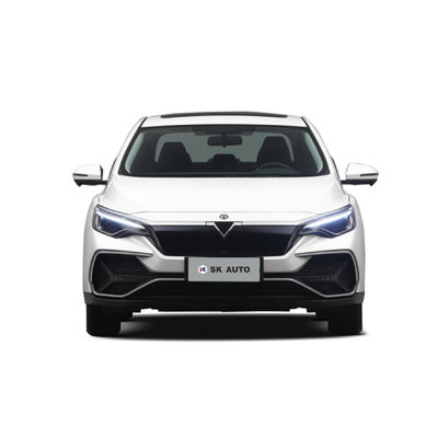 Jarak Pelayaran Panjang 420km Mobil EV Dongfeng Venucia D60EV Jarak Pelayaran Panjang 420km Mobil EV Untuk Keluarga
