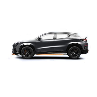 Kapal induk Changan UNI-T 1.5T Kompak SUV Mesin bensin Max Speed 205KM/H Dual Clutch