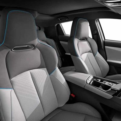 Kapal induk Changan UNI-T 1.5T Kompak SUV Mesin bensin Max Speed 205KM/H Dual Clutch