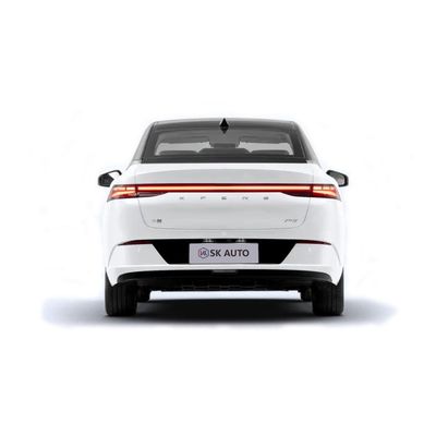 Di Stok Ev Mobil Xiaopeng P5 Brand New 0km Kendaraan Energi 5-seater mobil untuk keluarga