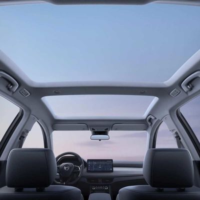 Weltmeister E5 Baic Electric Car EV Sedan LHD Baterai 5 Kursi 4 Pintu