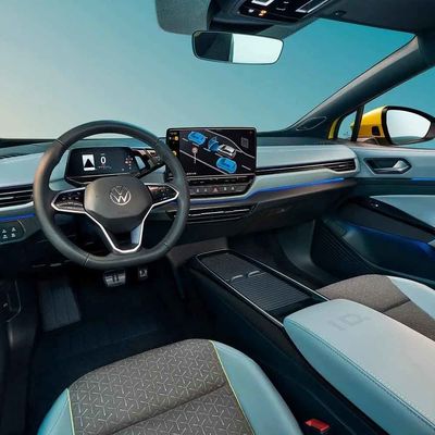 Di Stok Automobile EV SUV Volkswagen ID4 X Auto Parking 600 Km Range Untuk keluarga