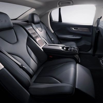 HongQi EQM5 EV Mobil 431km murni listrik 5 kursi mobil menengah kecepatan tinggi Hongqi New Energy Sedan