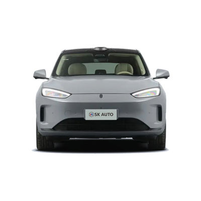2024 AITO M5 Kendaraan energi baru Mobil listrik murni 272HP 5 pintu 5 kursi Jangkauan 602KM