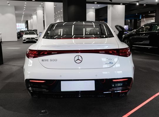 2025 Model Baru Mercedes Luxury EV 0 Emisi 681km Jangkauan 0,62h Pengisian Listrik Sedan EQE