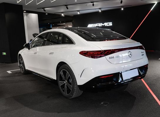 2025 Model Baru Mercedes Luxury EV 0 Emisi 681km Jangkauan 0,62h Pengisian Listrik Sedan EQE
