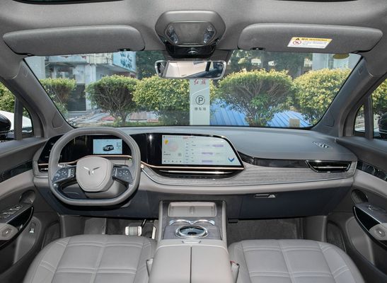 202/253 KW Motor Hongqi Limousine Mobil listrik dengan kecepatan maksimum 200 Km/jam dan Panjang 4925mm