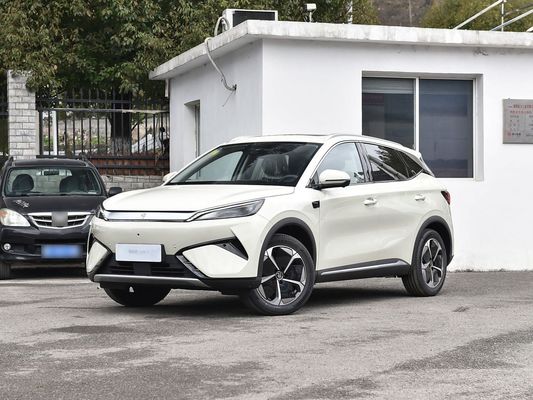 150kW BYD Electric Car Samrt Driving 2025 Model Baru Yuan Plus Fast Charging EV Ruang Besar untuk Keluarga dengan Atap Matahari