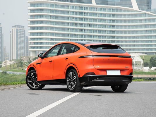 2025 Xpeng G6 yang kuat dengan kapasitas baterai 68,5/80,8 KWh dan waktu pengisian cepat 0,2 jam dengan jangkauan panjang