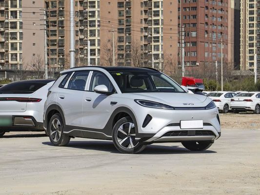 Layar sentuh Fitur interior Mobil EV BYD Model 2025 dengan atap surya dan baterai 60,9kWh Energi pengisian cepat Kendaraan listrik Hot selling