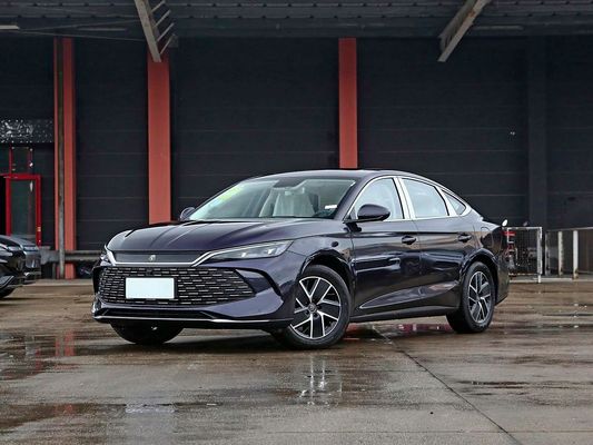 Jarak 545Km murni listrik dan penggerak belakang untuk mengemudi BYD EV Mobil 2025 Model baru EV pengisian cepat untuk keluarga