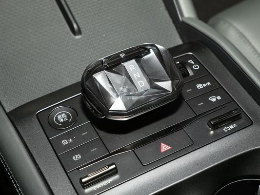 Jarak 545Km murni listrik dan penggerak belakang untuk mengemudi BYD EV Mobil 2025 Model baru EV pengisian cepat untuk keluarga