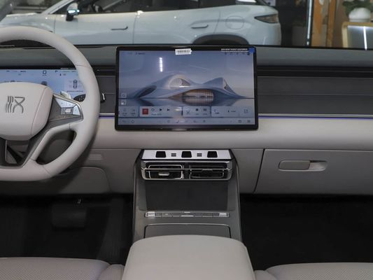 2025 Kekuatan Han L BYD Kendaraan listrik dengan daya maksimum 500 KW dan timer kulit 1000V Tegangan tinggi cepat mengisi daya