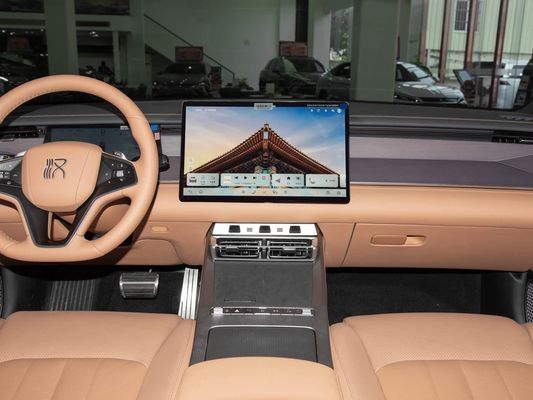 Model Kendaraan 601km Jangkauan 83.2kWh Kapasitas baterai AWD Fast Charging Sunroof Struktur Tegangan Tinggi Nyaman untuk keluarga