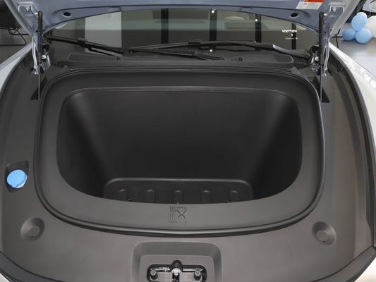 Model Kendaraan 601km Jangkauan 83.2kWh Kapasitas baterai AWD Fast Charging Sunroof Struktur Tegangan Tinggi Nyaman untuk keluarga