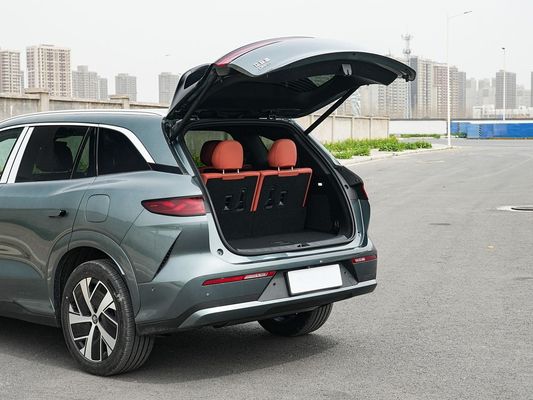 2025 BYD Kendaraan Listrik Baru untuk Kinerja Tang L 810kW Daya AWD Fast Charging 1000w/h 600km Range Long Range 7 Seat dengan Sunroof
