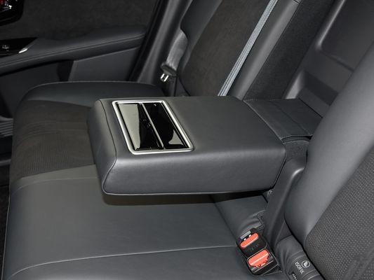 2025 Model Baru Honda S7 Hot Selling Kendaraan Listrik Baterai Besar 650km Jarak Panjang EV Pengisian Cepat dengan Sunroof