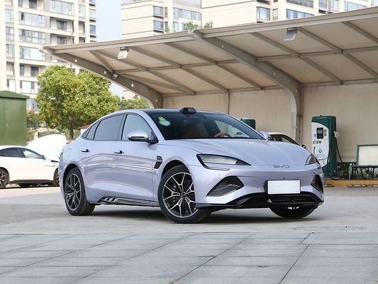 2025 BYD Kendaraan Listrik Seal EV Smart Model 650KM Jangka Panjang 80.64kWh Baterai Fast Charging Hot Sell dengan Sunroof