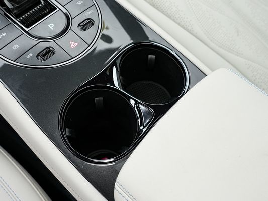 2025 BYD Electric Vehicle Seal 06GT Waktu pengisian cepat 0,33 Hrs dan Kinerja Jangka panjang 550KM Baterai besar dengan atap matahari untuk keluarga