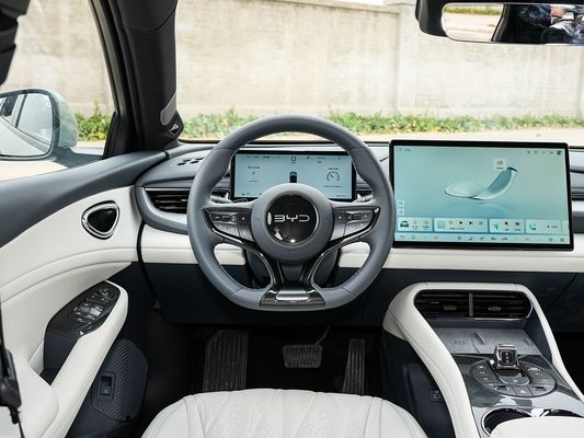 2025 BYD Electric Vehicle Seal 06GT Waktu pengisian cepat 0,33 Hrs dan Kinerja Jangka panjang 550KM Baterai besar dengan atap matahari untuk keluarga