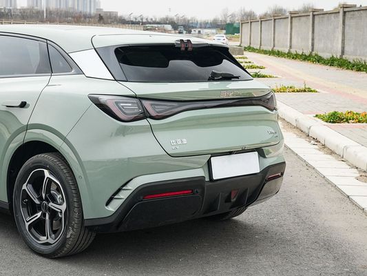 2025 BYD Electric Vehicle Seal 06GT Waktu pengisian cepat 0,33 Hrs dan Kinerja Jangka panjang 550KM Baterai besar dengan atap matahari untuk keluarga