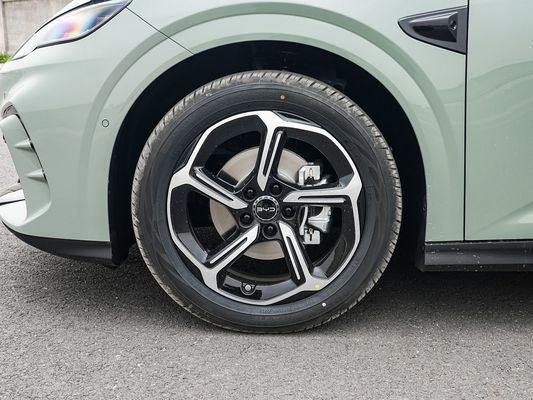 2025 BYD Electric Vehicle Seal 06GT Waktu pengisian cepat 0,33 Hrs dan Kinerja Jangka panjang 550KM Baterai besar dengan atap matahari untuk keluarga