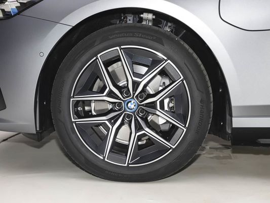 2025 BMW I5 Mobil Listrik Mewah Kinerja Baik xDrive Jangka Panjang 651KM Fast Charging EV Model Baru Sedan dengan Sunroof BMW Seri 5