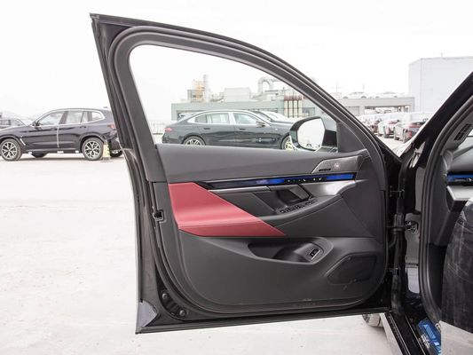 2025 BMW I5 Mobil Listrik Mewah Kinerja Baik xDrive Jangka Panjang 651KM Fast Charging EV Model Baru Sedan dengan Sunroof BMW Seri 5